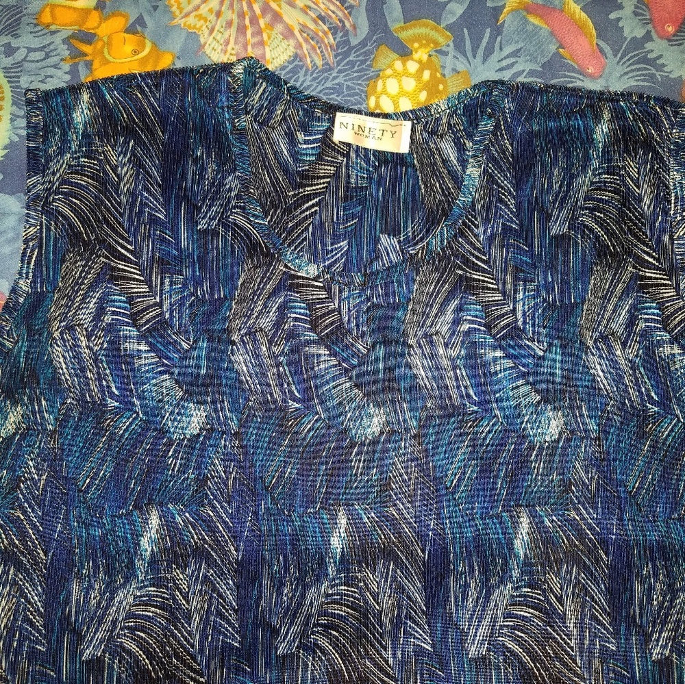 Multi blue tone sleeveless blouse